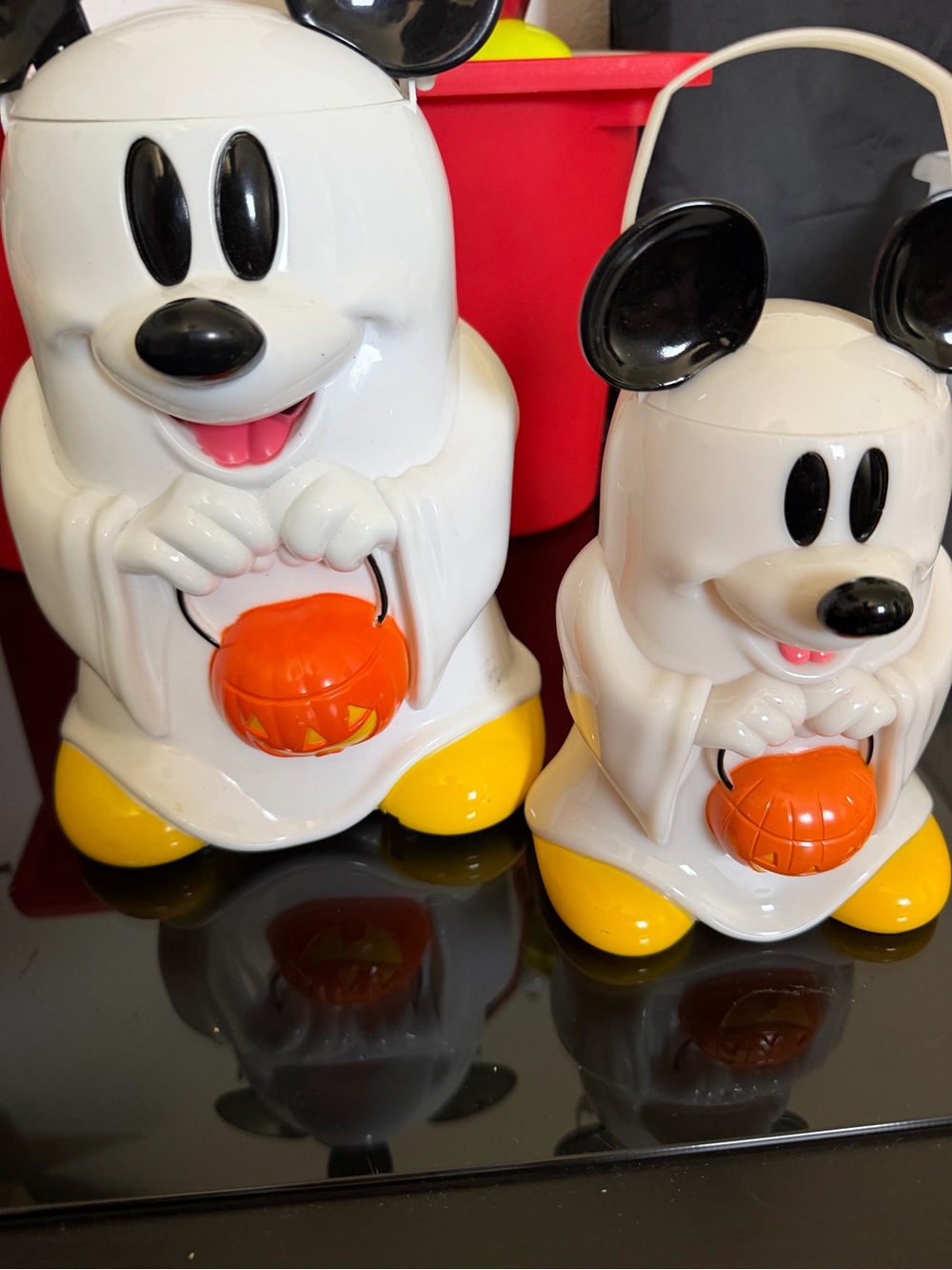 MICKEY MOUSE GHOST TRICK OR TREAT POPCORN HALLOWEEN BUCKET 2010 DISNEY PARKS